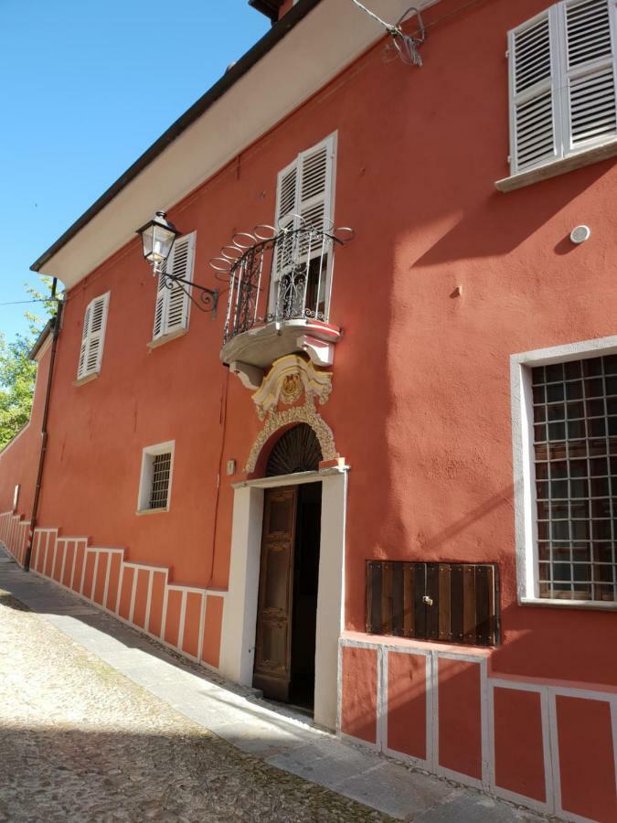 科斯蒂廖莱达斯蒂La Rocca Di Efisio公寓式酒店 外观 照片